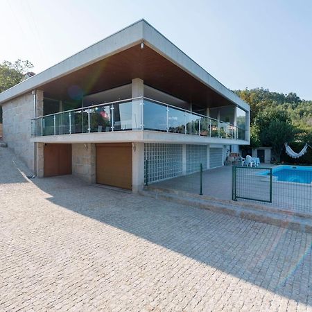 Lovelystay - Casa Guimas Penafiel Exterior foto